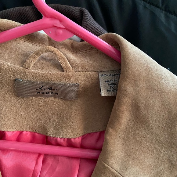 EUC Size 1X lined suede coat - Picture 3 of 4